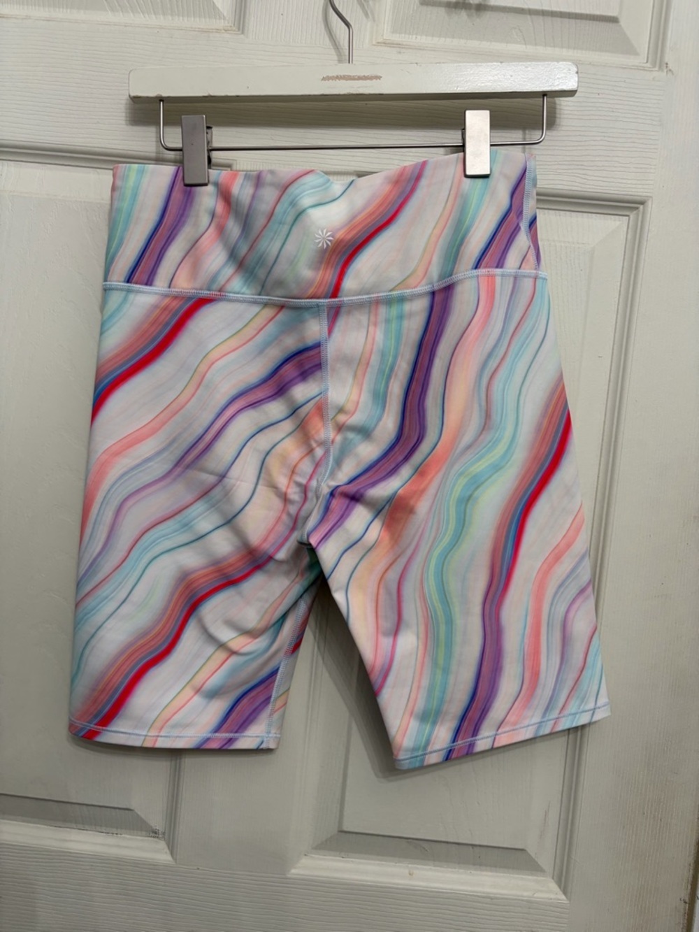 Athleta Multicolor Wavy Stripe High-Rise Bike Shorts women’s size Medium - Picture 2 of 4